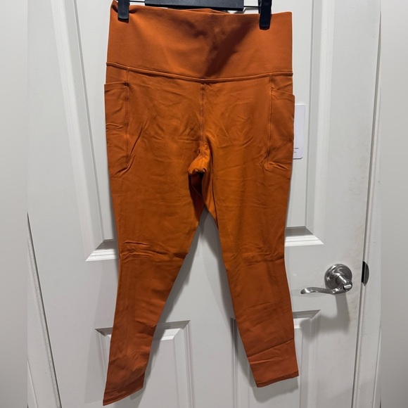 Athleta Pants - Athleta Salutation stash tight size Large
